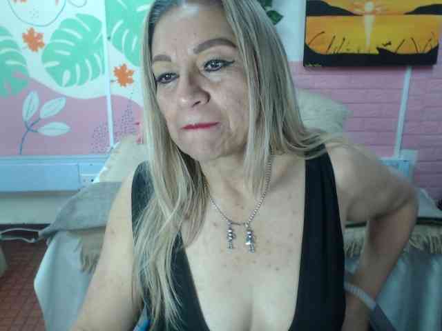 valeria-sexy webcam