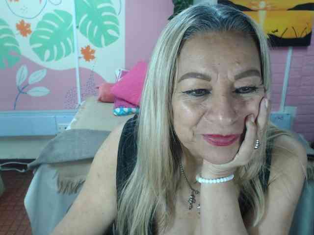 valeria-sexy webcam