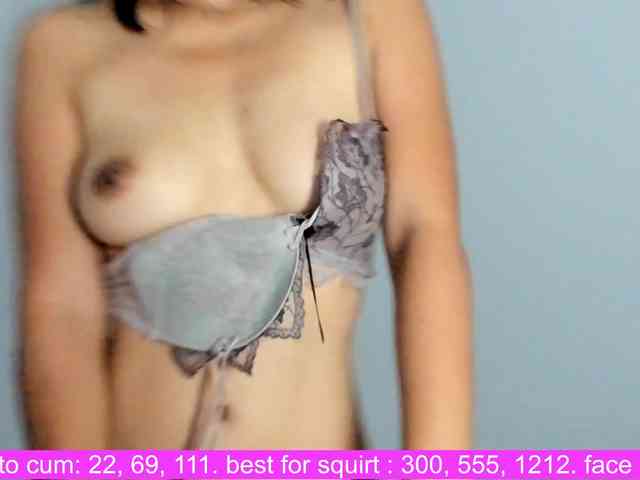 Fresh_Mika webcam