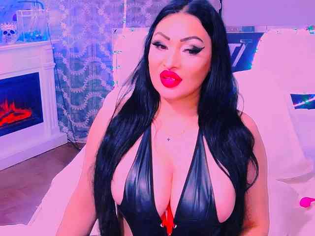 AliyaMoon webcam