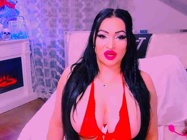 AliyaMoon webcam