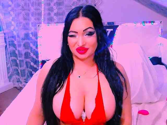 AliyaMoon webcam