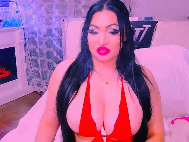 AliyaMoon webcam