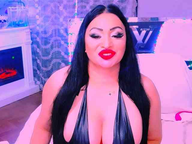 AliyaMoon webcam