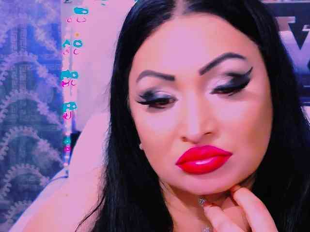 AliyaMoon webcam