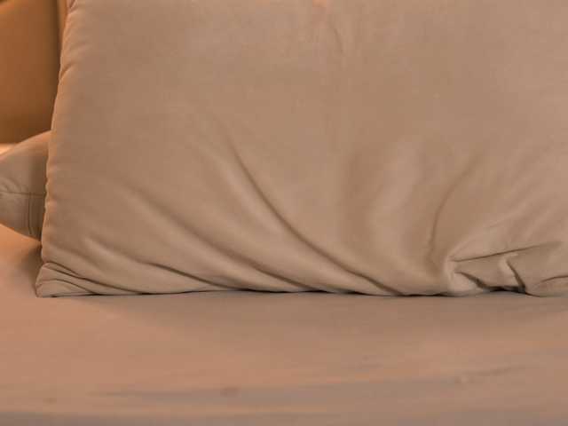 Entra en el chat con el modelo Cinnabon_ga Cinnabon_ga