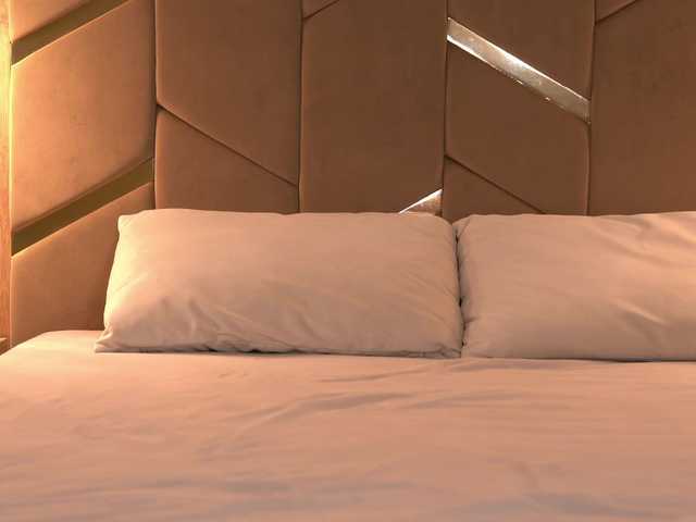 Vai a chattare su Cinnabon_ga Cinnabon_ga