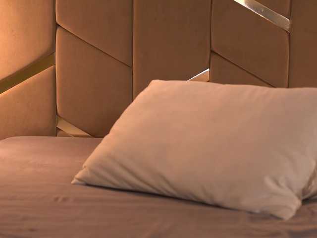 Entra en el chat con el modelo Cinnabon_ga Cinnabon_ga