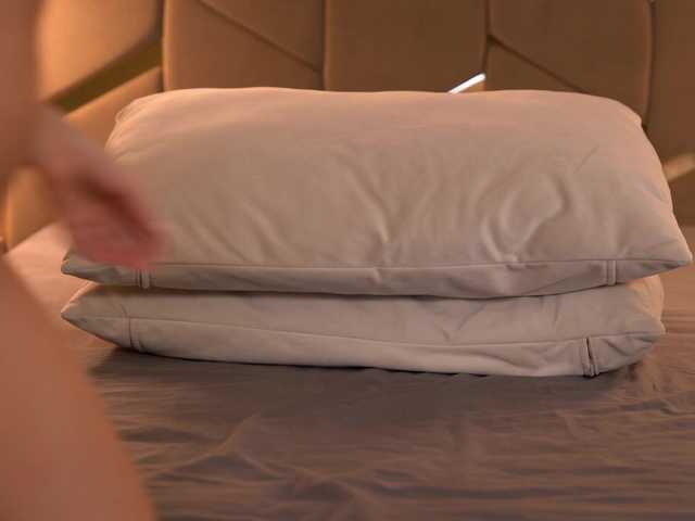 Entrez le videochat erotique avec le
modèle Cinnabon_ga Cinnabon_ga