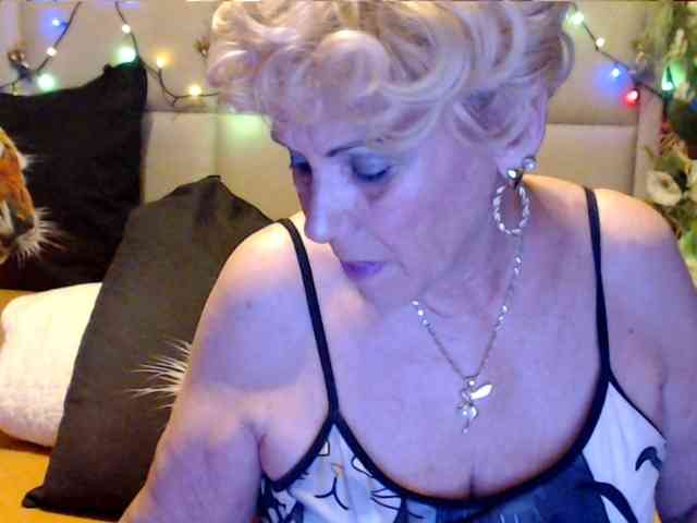 ANGELGRANNY webcam