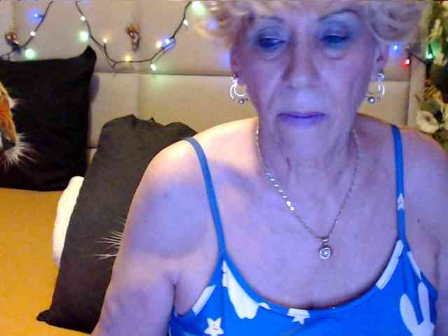 ANGELGRANNY webcam