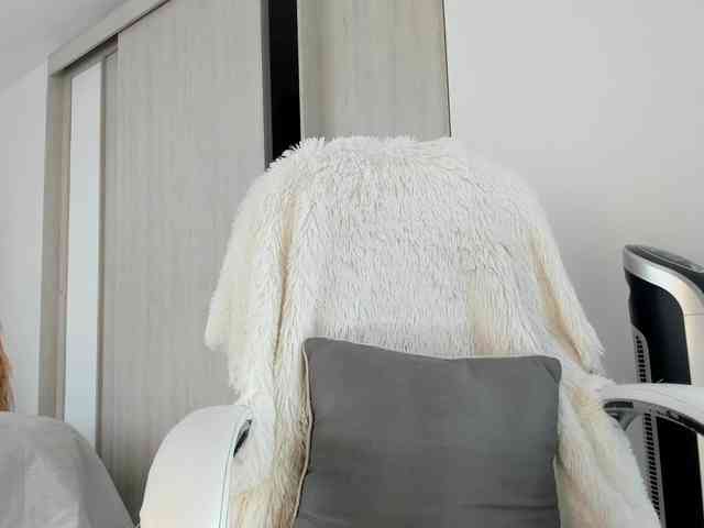 NatalieeClark webcam