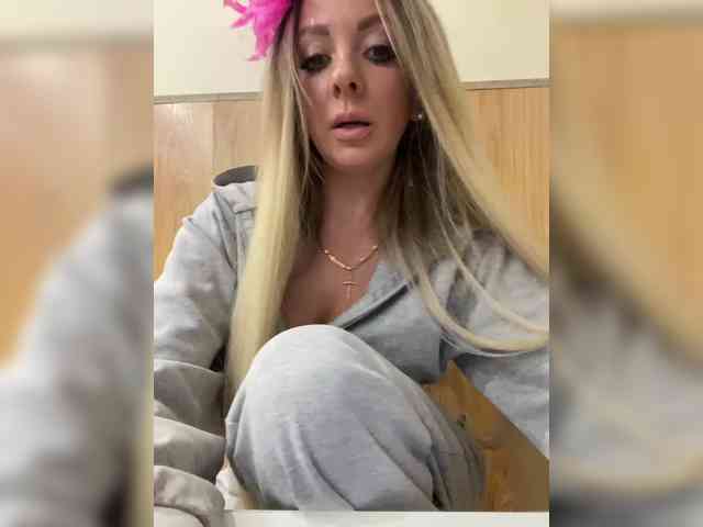 Nasty-tegress webcam