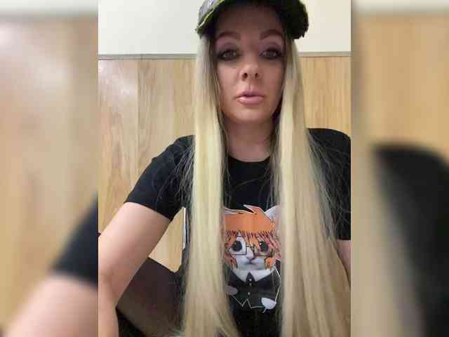 Nasty-tegress webcam