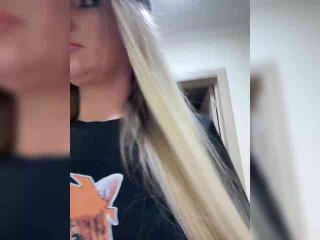 Nasty-tegress webcam