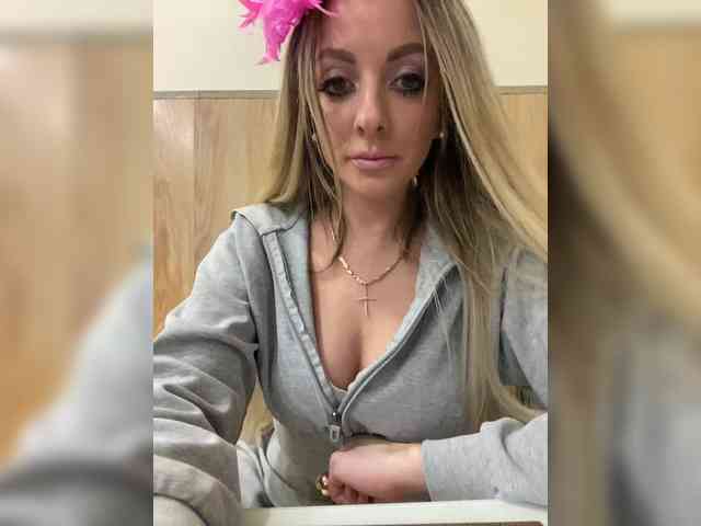 Nasty-tegress webcam