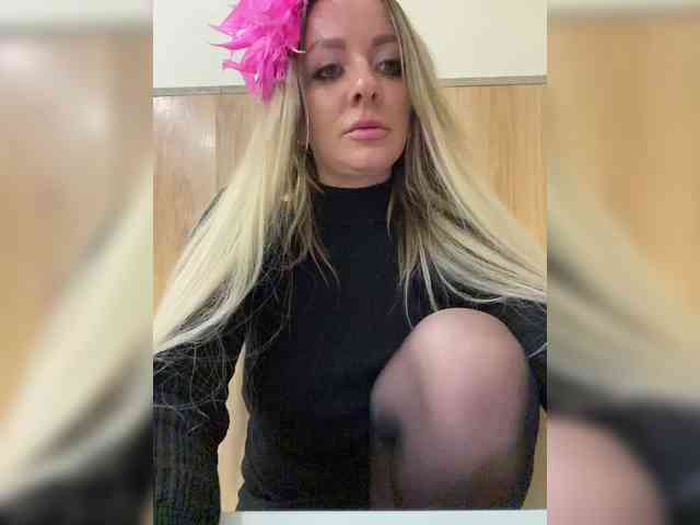 Nasty-tegress webcam