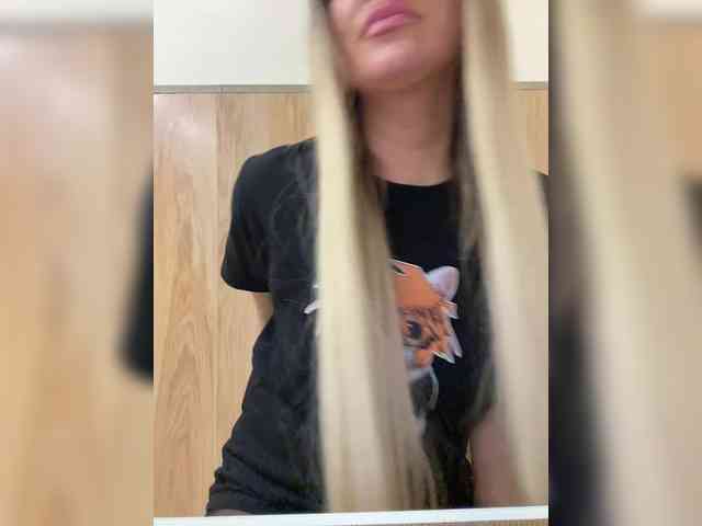 Nasty-tegress webcam