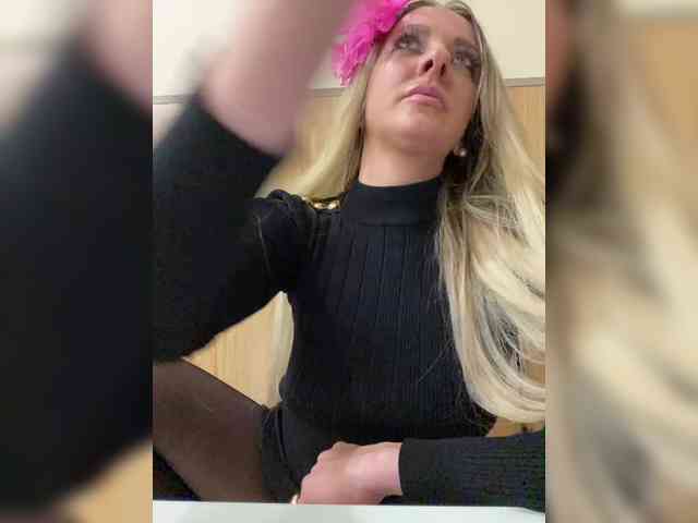 Nasty-tegress webcam