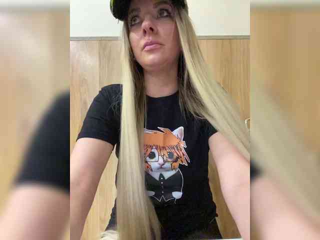 Nasty-tegress webcam