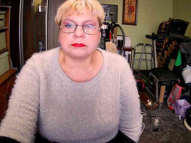 LOLA88888 webcam