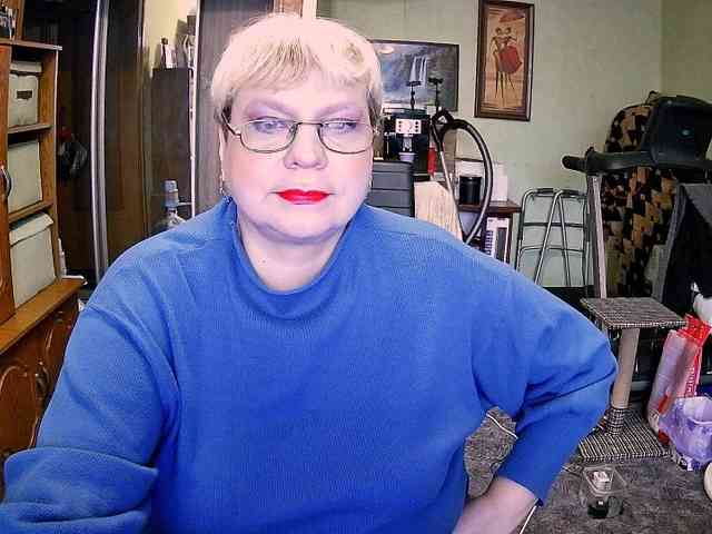 LOLA88888 webcam