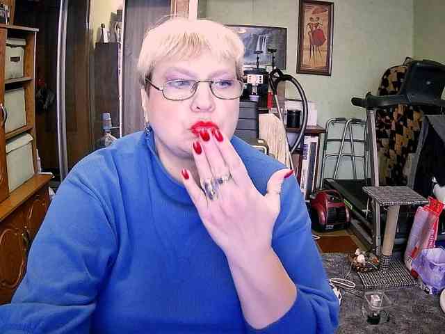 LOLA88888 webcam