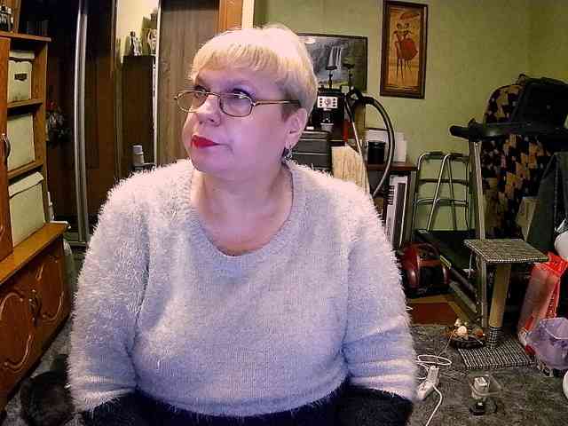 LOLA88888 webcam
