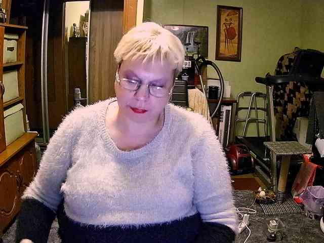 LOLA88888 webcam