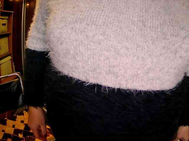 LOLA88888 webcam