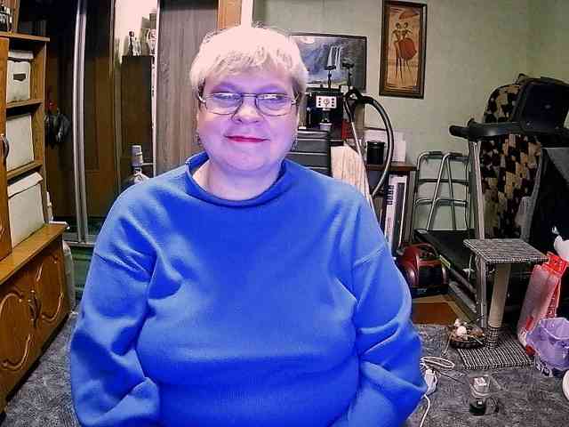 LOLA88888 webcam