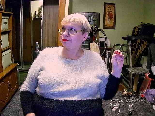 LOLA88888 webcam