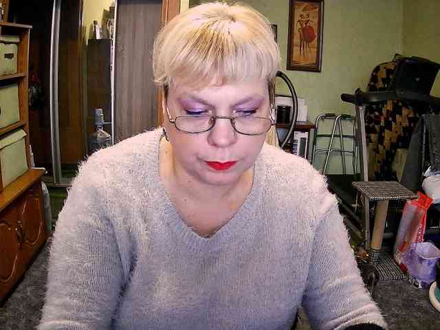 LOLA88888 webcam