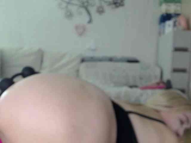 Kamila5555555 webcam