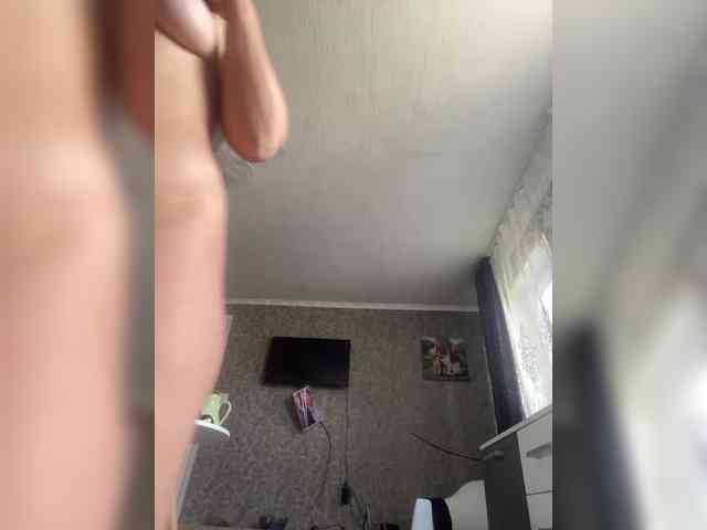 ProstoLolkaXXX webcam