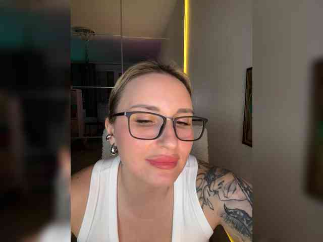 FetishTeacher webcam