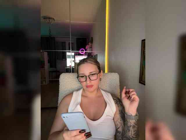 FetishTeacher webcam