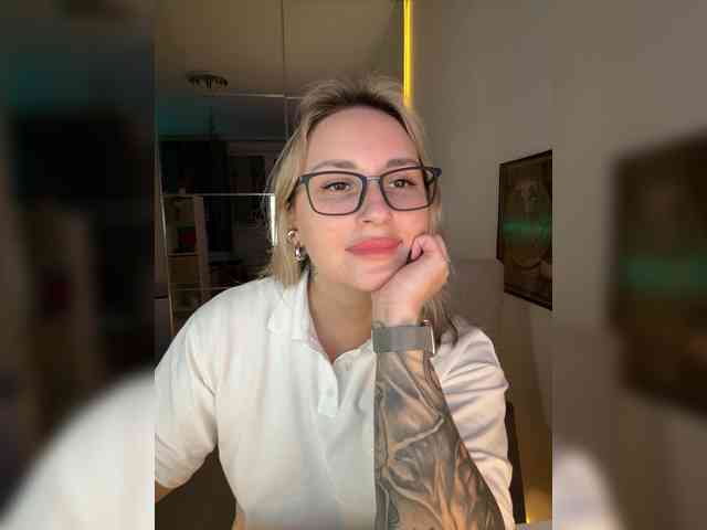 FetishTeacher webcam