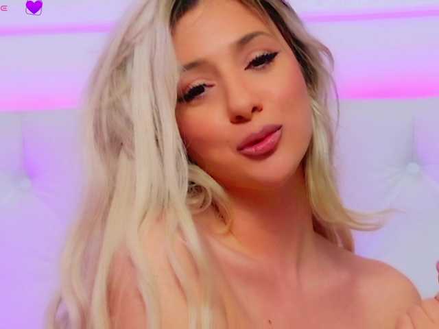 Gratis Live Sexcam mit AriannaSins AriannaSins