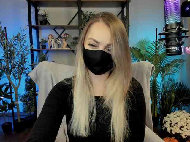 Careful_i_Bite webcam