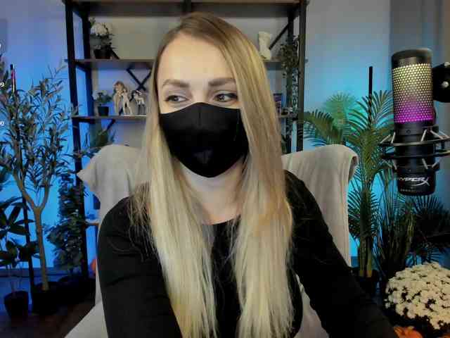 Careful_i_Bite webcam