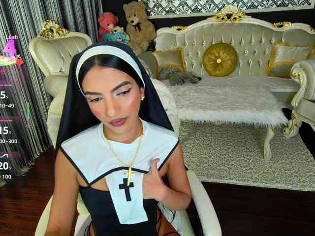 BNefertiti webcam