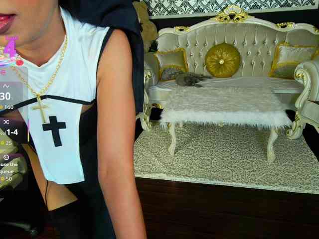 BNefertiti webcam