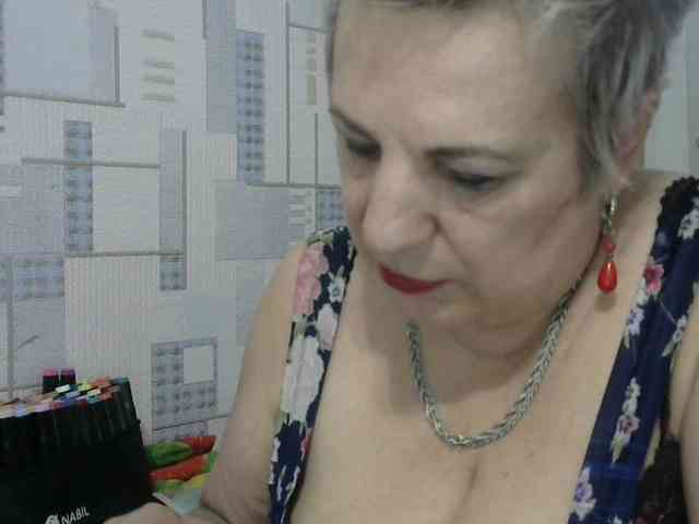 lara45 webcam