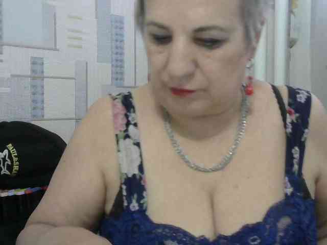 lara45 webcam