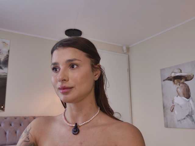 Vai a chattare su LennaGodess LennaGodess