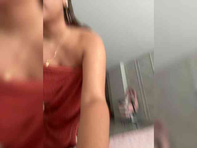 LittleToxic webcam