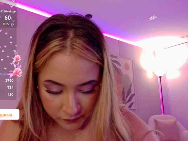 LittleToxic webcam