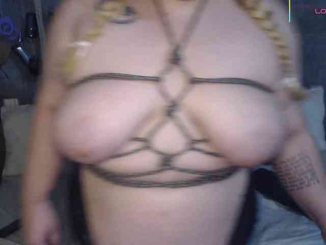 IsabelCristine webcam