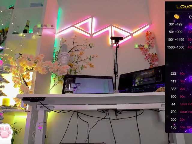 go to chat with _Marilyn_